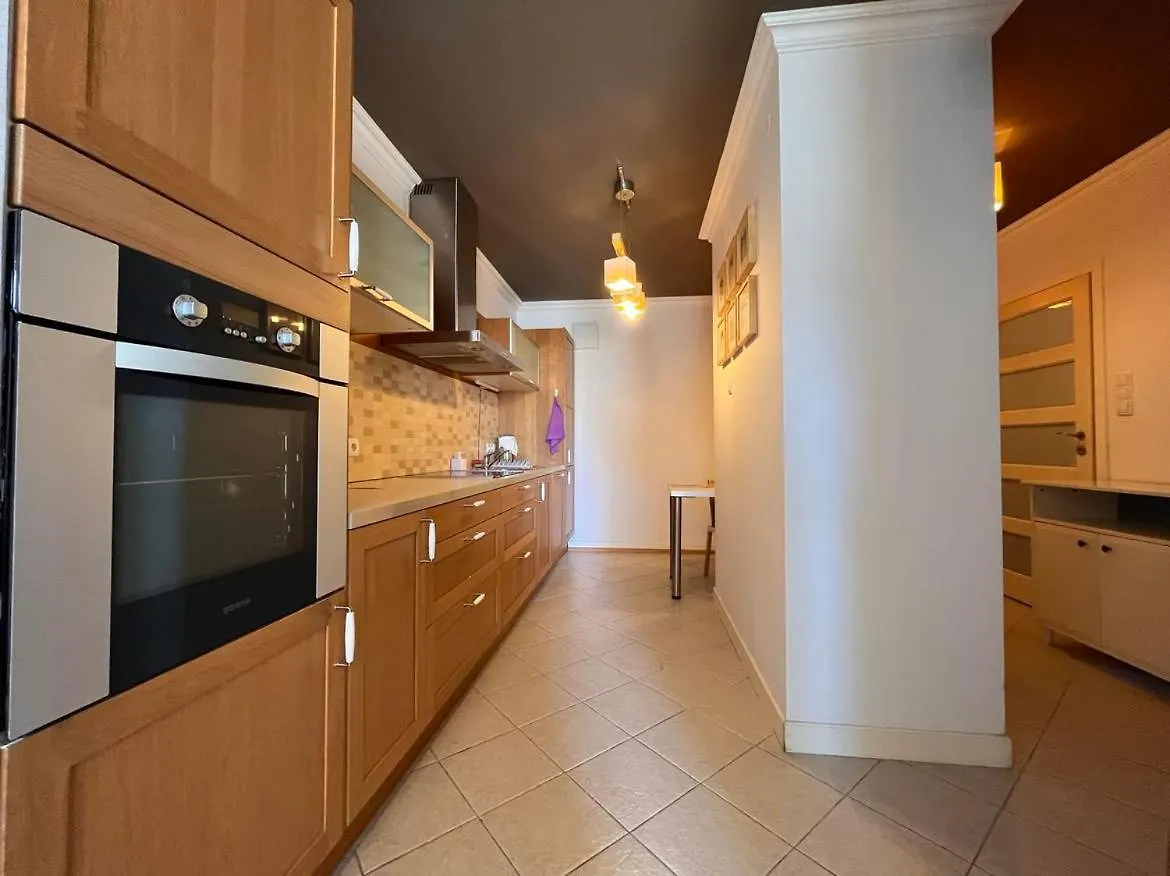 Apartament W Centrum Warszawy Z Darmowym Parkingiem Warszawa Polska