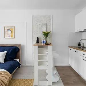 Apartament Air-conditioned Downtown Oasis On Foot To Station Metro Smarttv Wifi, Warszawa